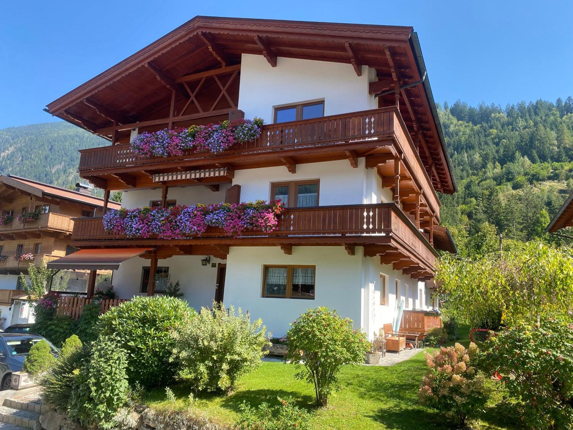 Pension Schwemberger Ohne Fruehstueck Mayrhofen Exteriér fotografie