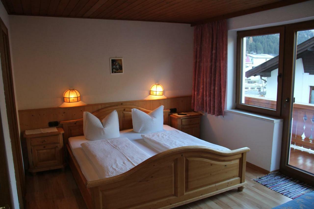 Pension Schwemberger Ohne Fruehstueck Mayrhofen Exteriér fotografie