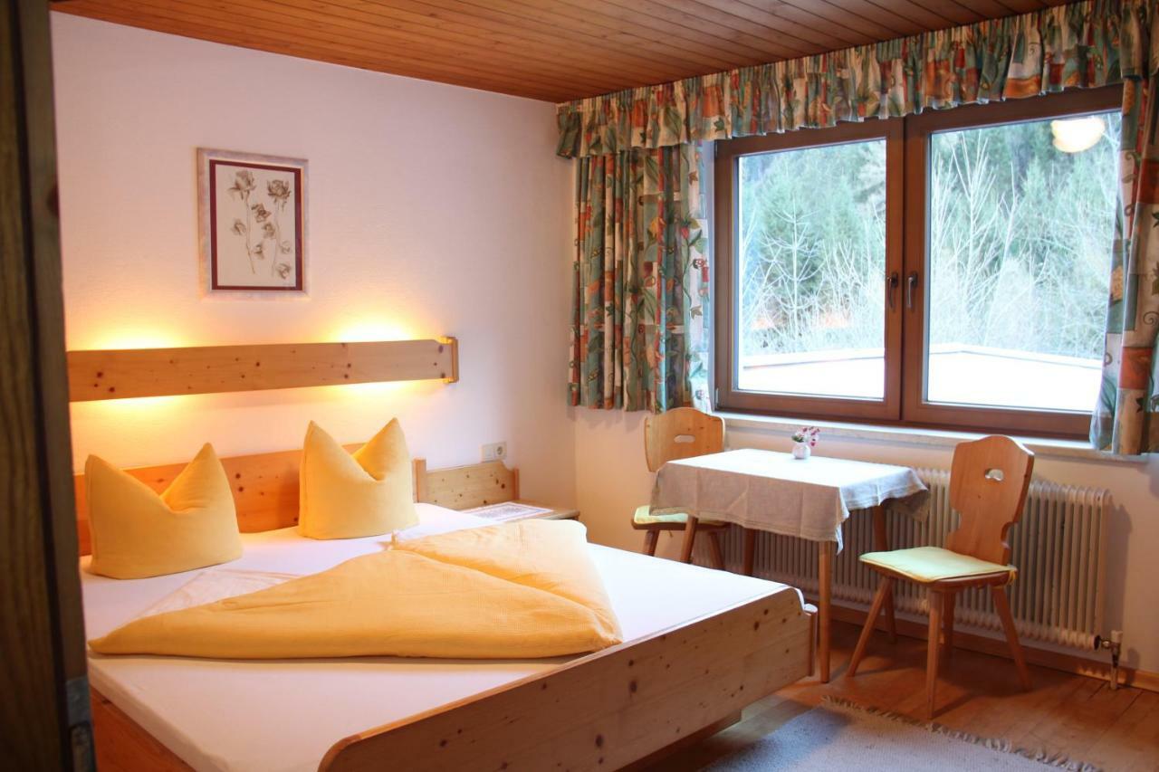 Pension Schwemberger Ohne Fruehstueck Mayrhofen Exteriér fotografie